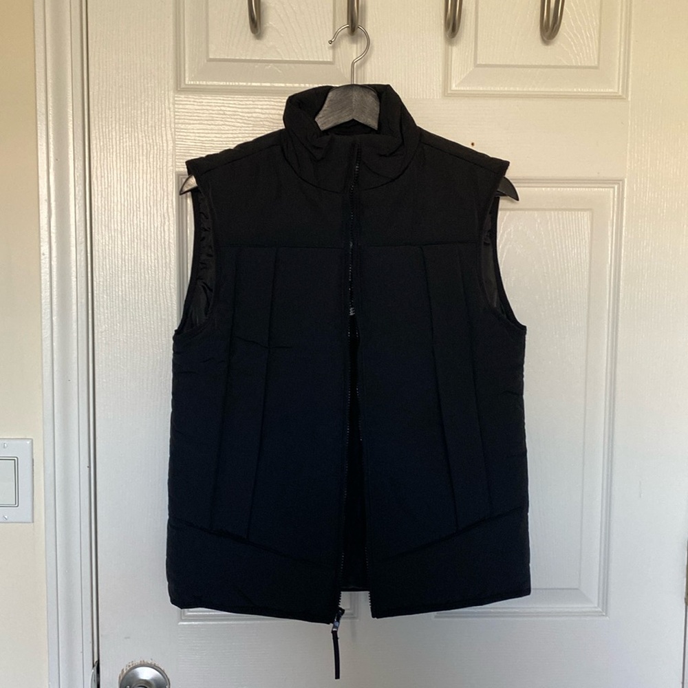 Banana Republic Black Puffer Vest